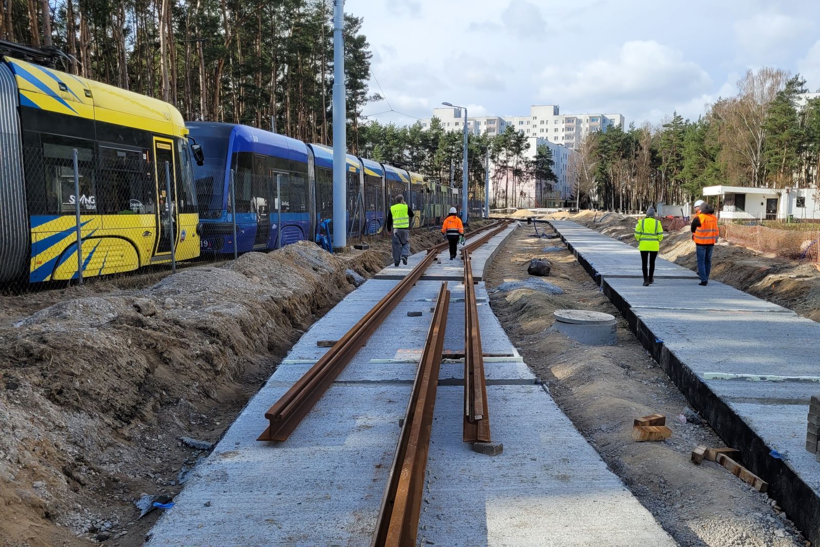 Prace przy modernizacji torowiska tramwajowego w Toruniu