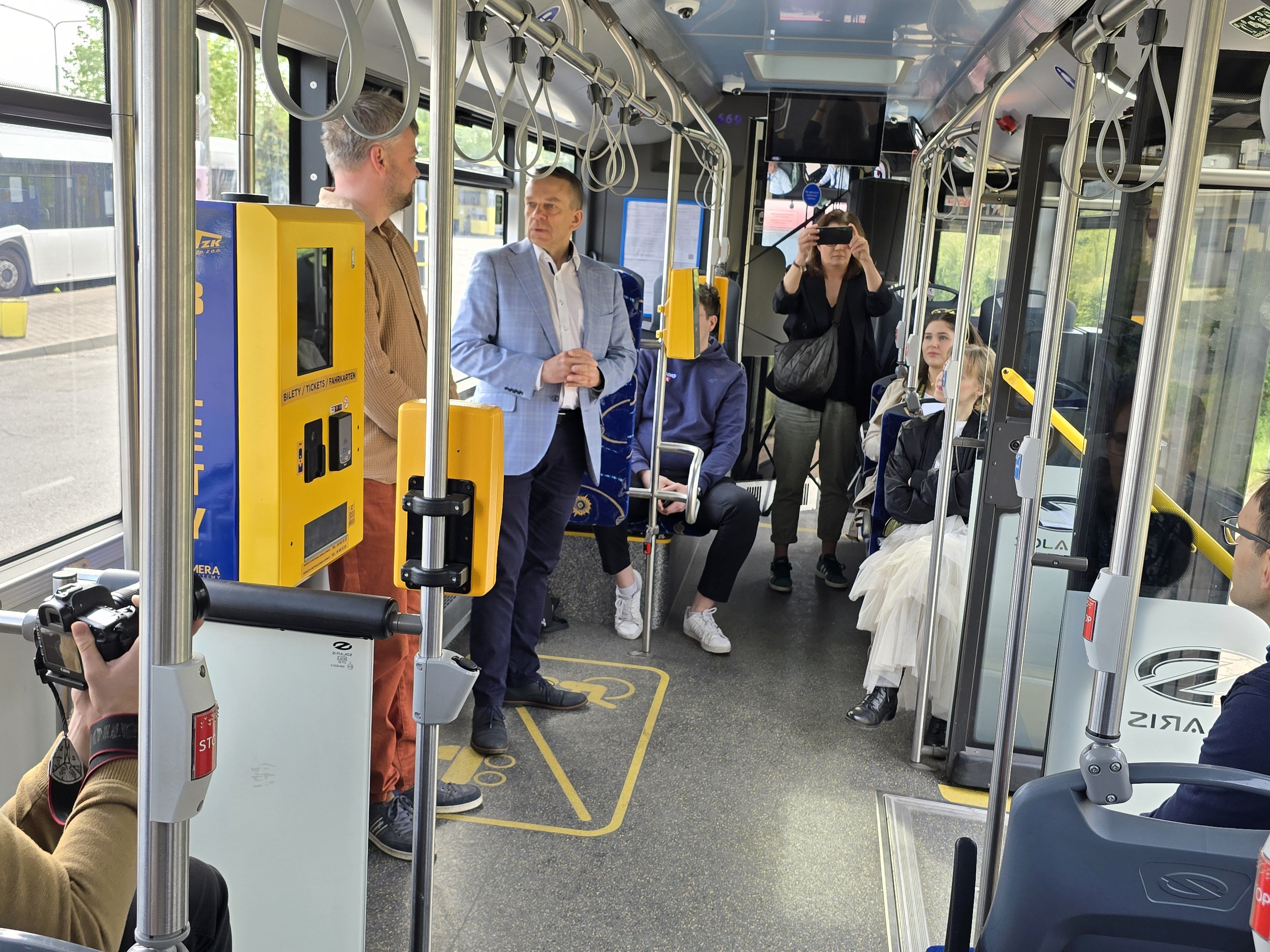 zdjęcie z próby medialnej - spektakl Drogi